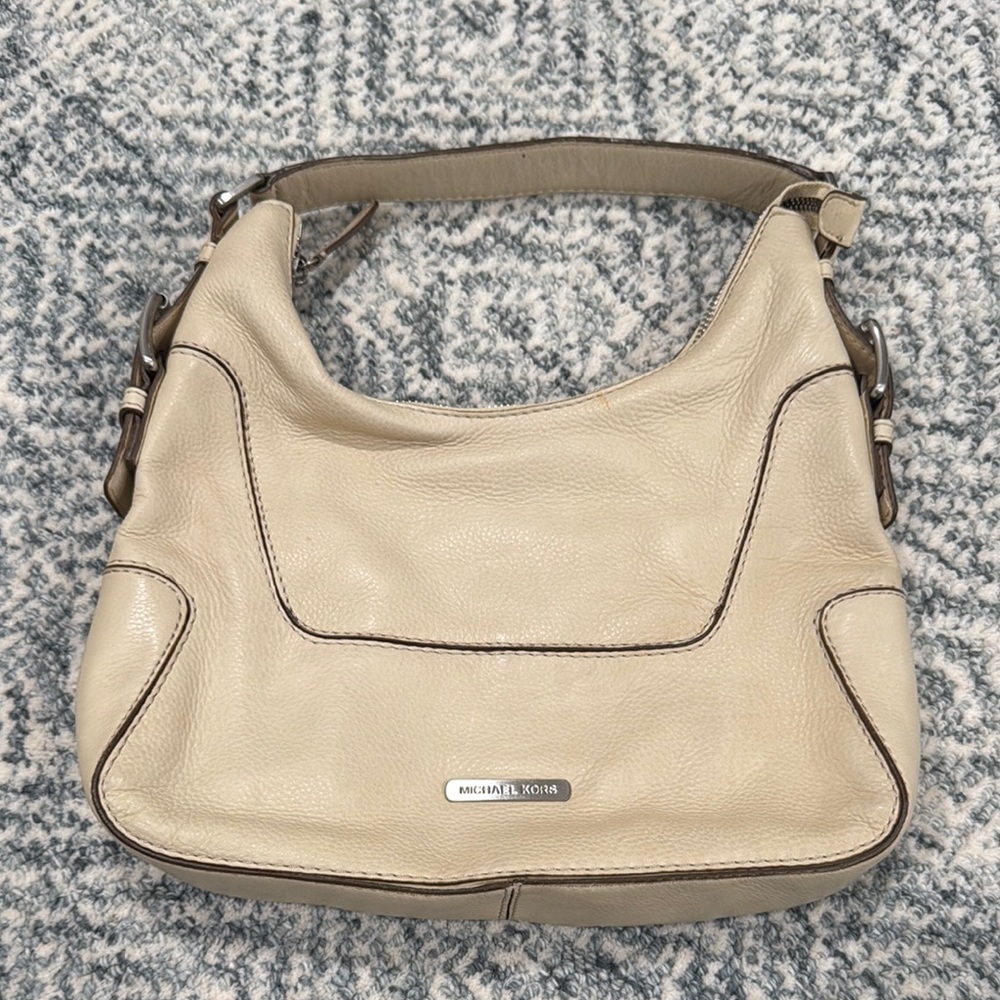 Michael Kors Beige Leather Shoulder Bag